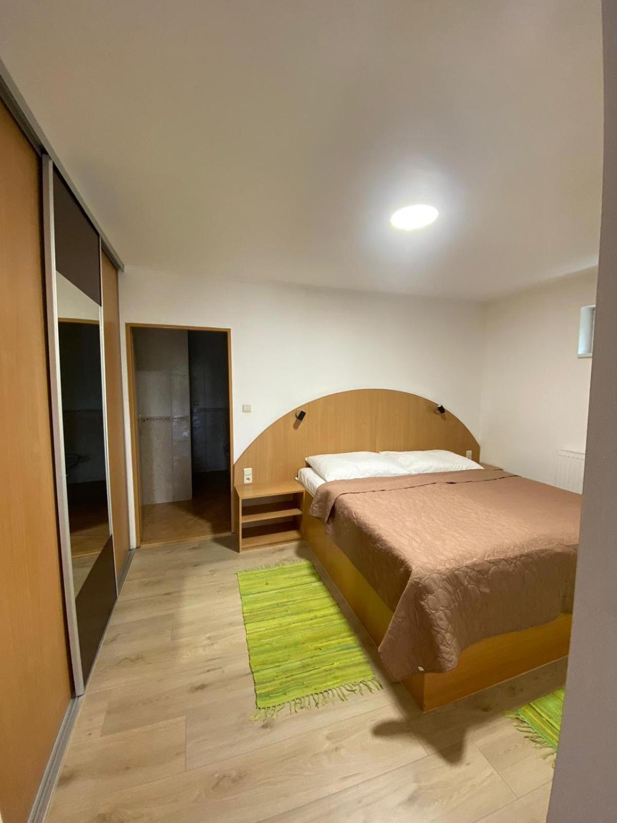 Apartmany Tereza & Free Parking Bratislava Exterior photo